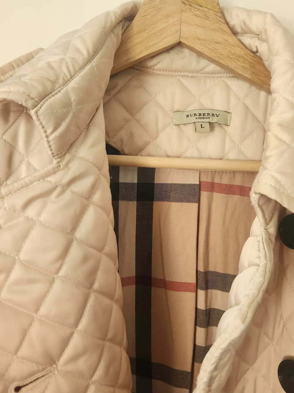Burberry ivory Quilted Trench Coat - Picture 10 of 11